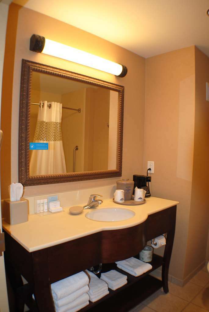 Hampton Inn Мерфи Номер фото