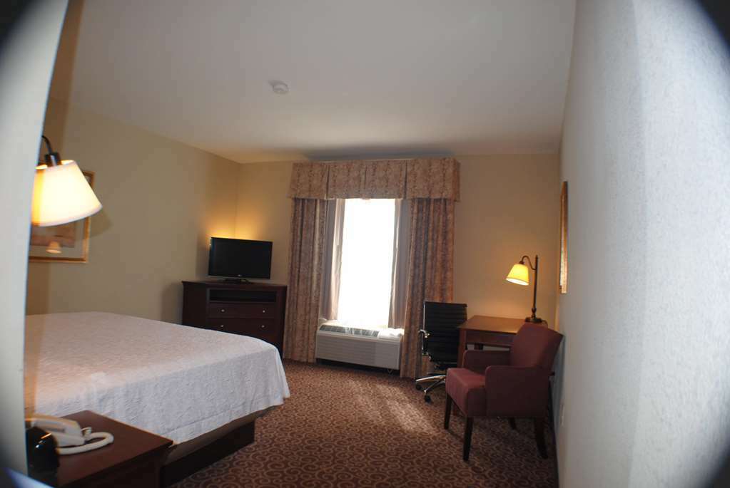 Hampton Inn Мерфи Номер фото